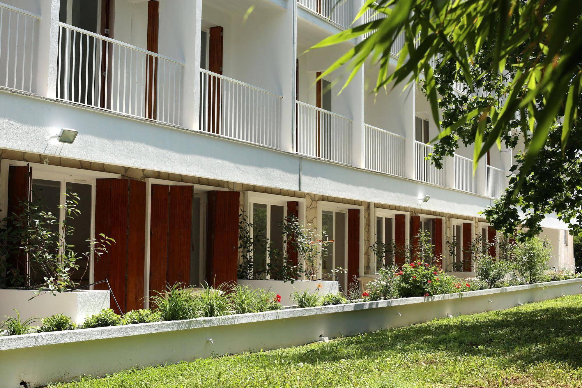 La Tournerie Hotel Ментона Экстерьер фото